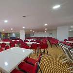Hotel Aluna 5*