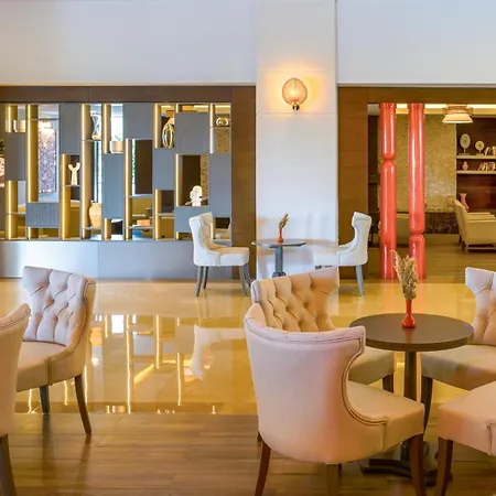 Aluna Hotell 5*