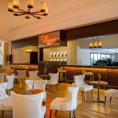 Aluna Hotell Side