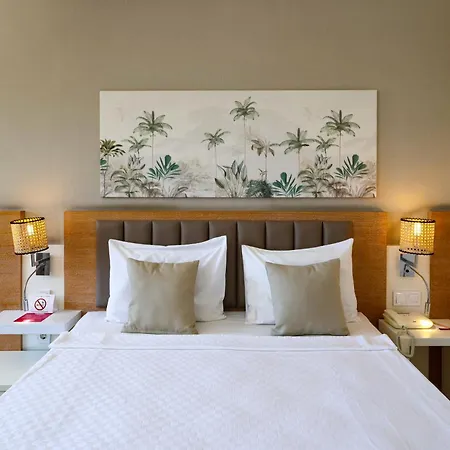 Aluna Hotel 5*