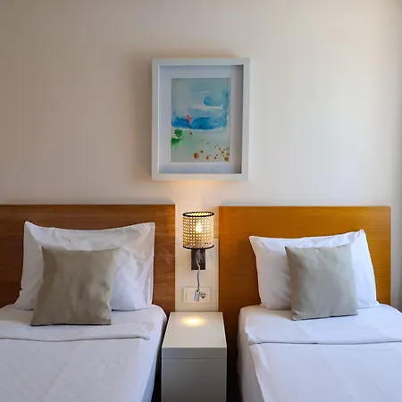 Hotel Aluna 5*