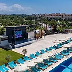 Aluna Hotel