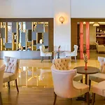 Aluna Hotel 5*